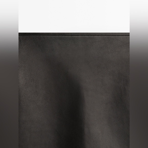 NWT. Massimo Dutti Leather Black Mini Skirt. Size L. - Picture 7 of 12